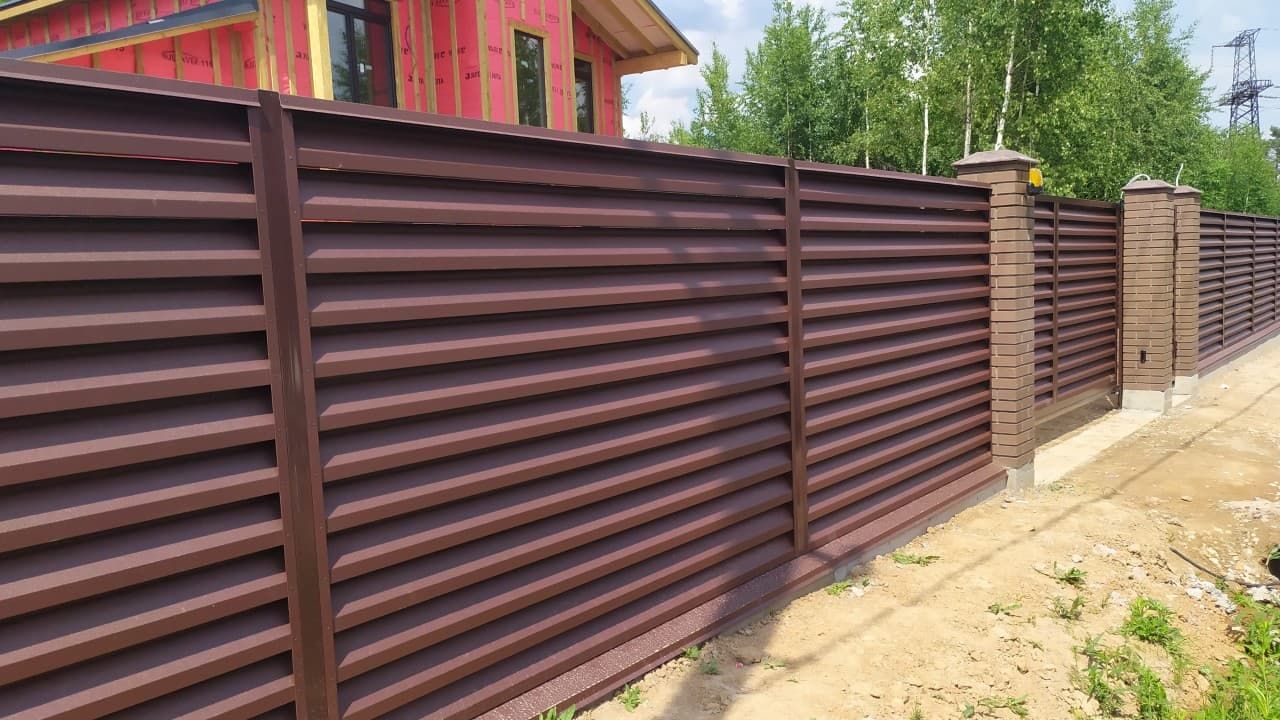 Купить заборы жалюзи с установкой в Москве | Монолит-Забор