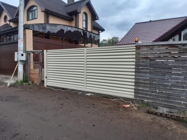 Купить откатные ворота с автоматикой под ключ в Москве